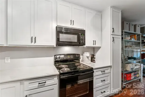 3252 Heathstead Place Charlotte NC 28210