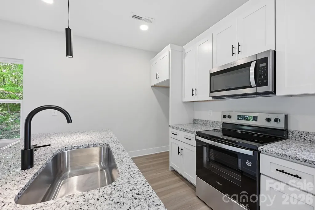 1534 W Horah Street Salisbury NC 28144