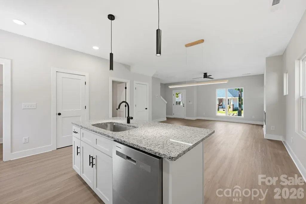 1534 W Horah Street Salisbury NC 28144
