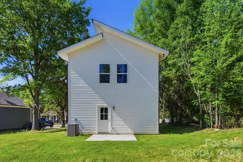 1534 W Horah Street Salisbury NC 28144