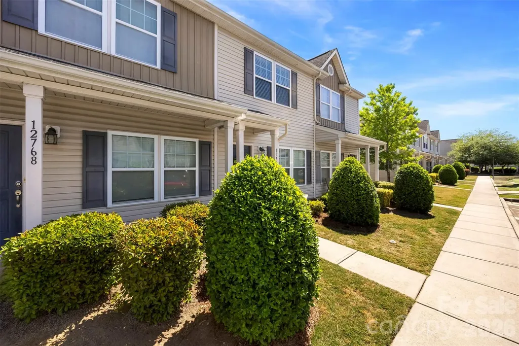 12764 Persimmon Tree Drive Charlotte NC 28273