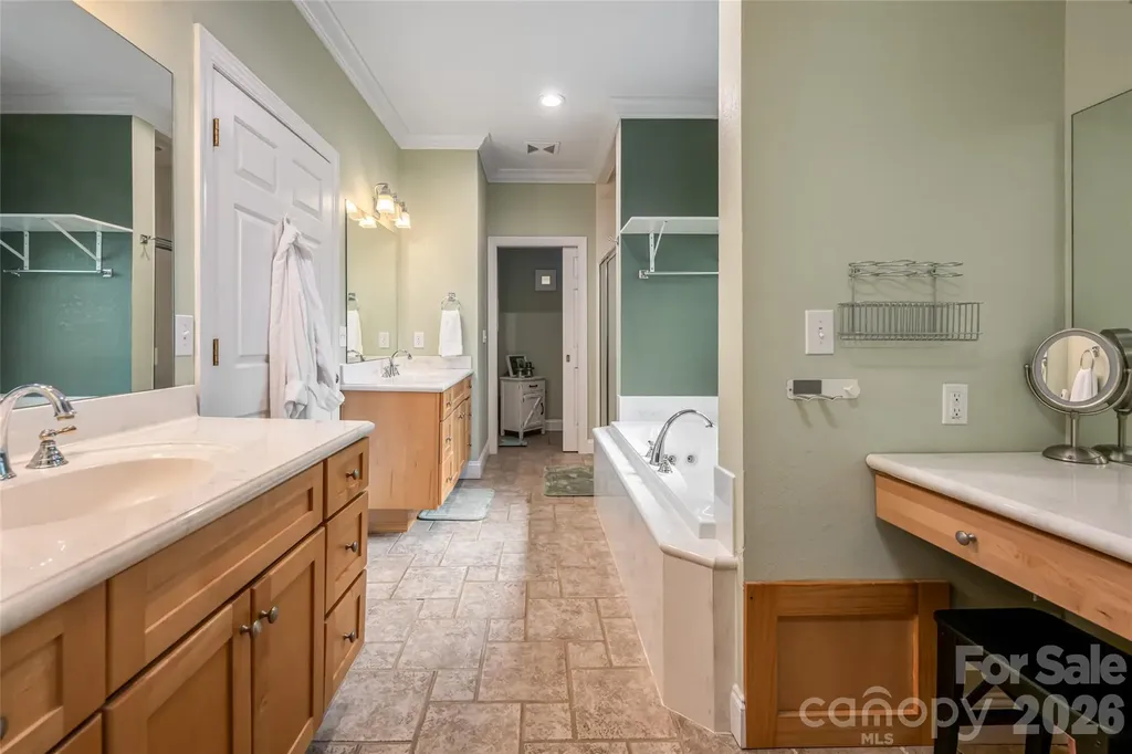 36 Snowshoe Drive Asheville NC 28803