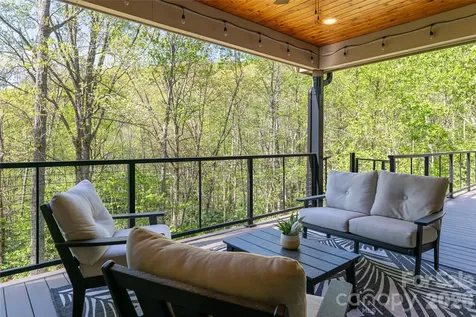 36 Snowshoe Drive Asheville NC 28803
