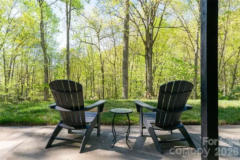 36 Snowshoe Drive Asheville NC 28803