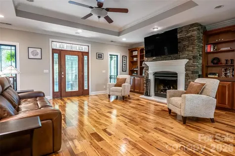 36 Snowshoe Drive Asheville NC 28803