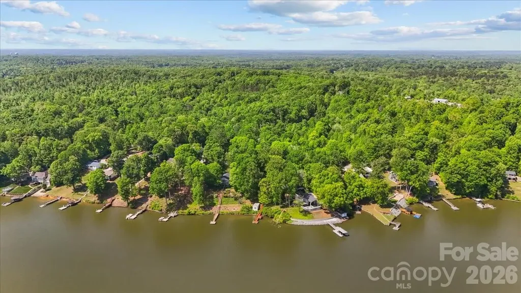 330 Hillview Drive Lexington NC 27292