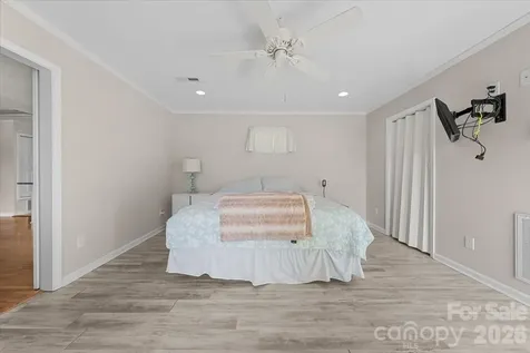 330 Hillview Drive Lexington NC 27292