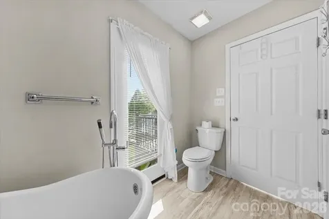 330 Hillview Drive Lexington NC 27292