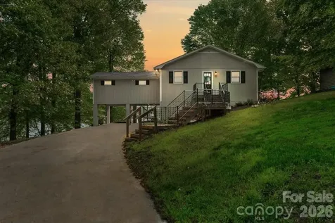 330 Hillview Drive Lexington NC 27292