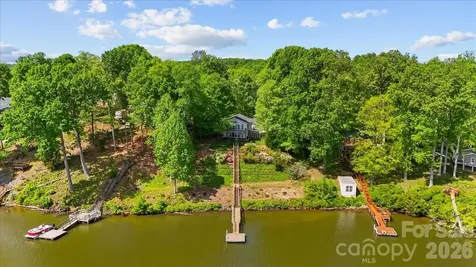 330 Hillview Drive Lexington NC 27292