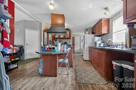 3995 Old Catawba Road Claremont NC 28610