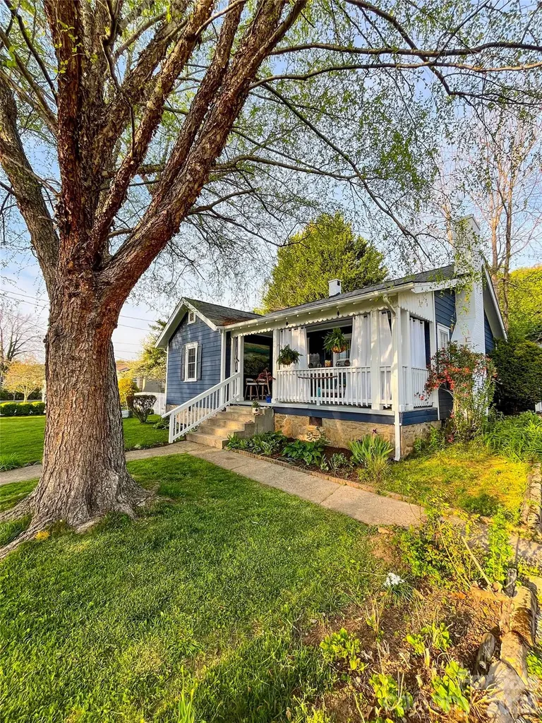 271 Brook Street Waynesville NC 28786