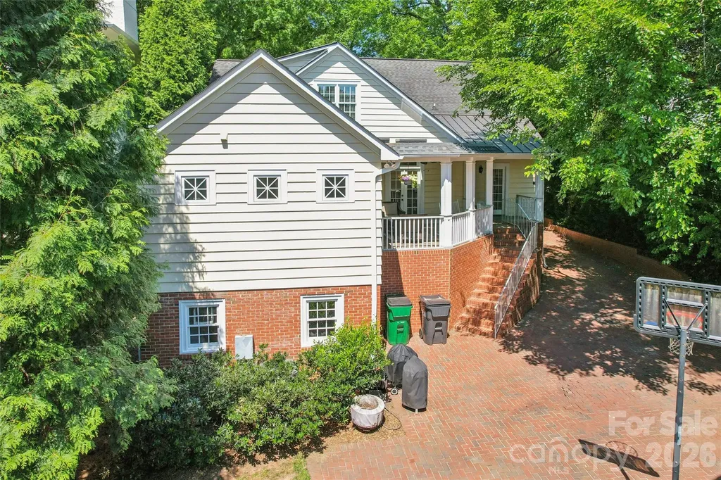 2623 Roswell Avenue Charlotte NC 28209