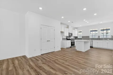 107 Nablus Trail Mooresville NC 28117