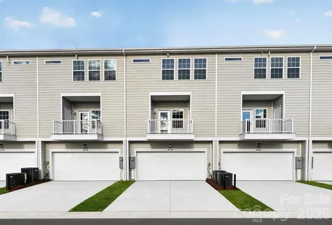 107 Nablus Trail Mooresville NC 28117