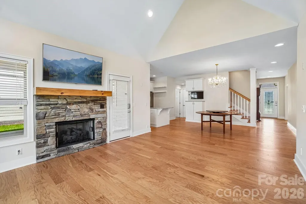 163 Windstone Drive Fletcher NC 28732