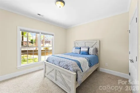 5424 Old Town Lane Gastonia NC 28056