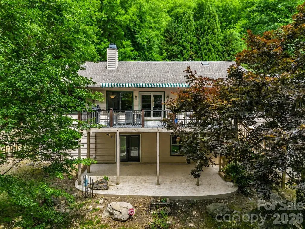 425 Winesap Boulevard Lake Lure NC 28746