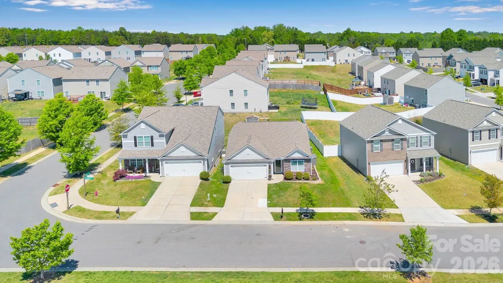 2006 Greenbrook Trail Dallas NC 28034
