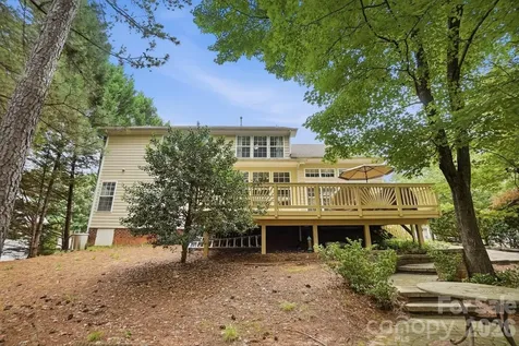 1406 Finsbury Lane Tega Cay SC 29708
