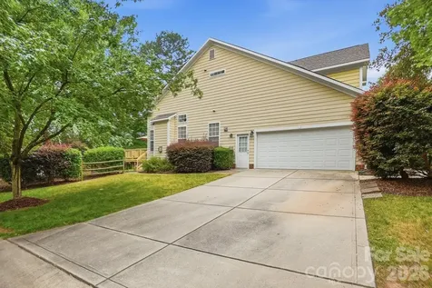 1406 Finsbury Lane Tega Cay SC 29708