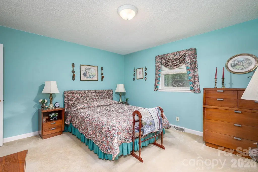 234 Suncrest Road Cherryville NC 28021