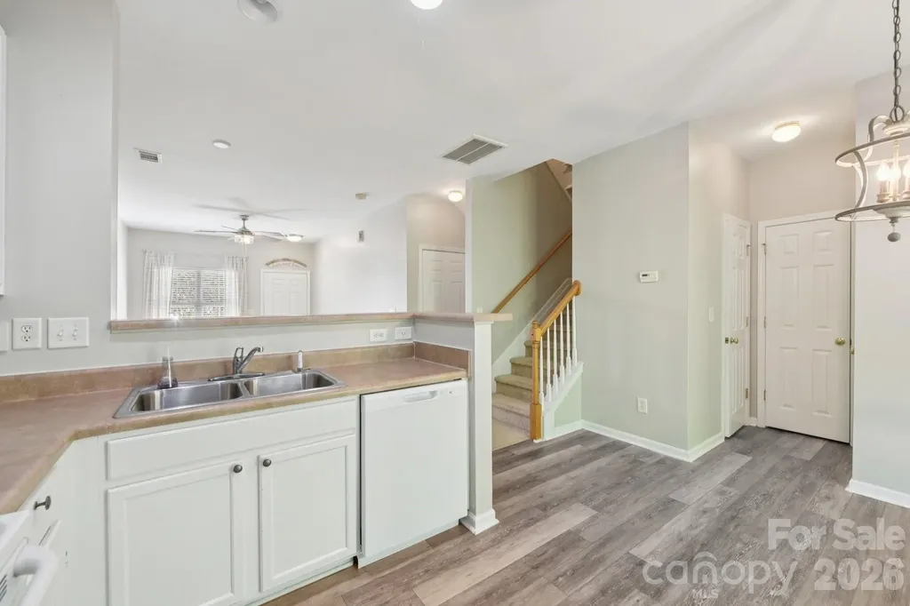 124 Clydesdale Court Matthews NC 28104