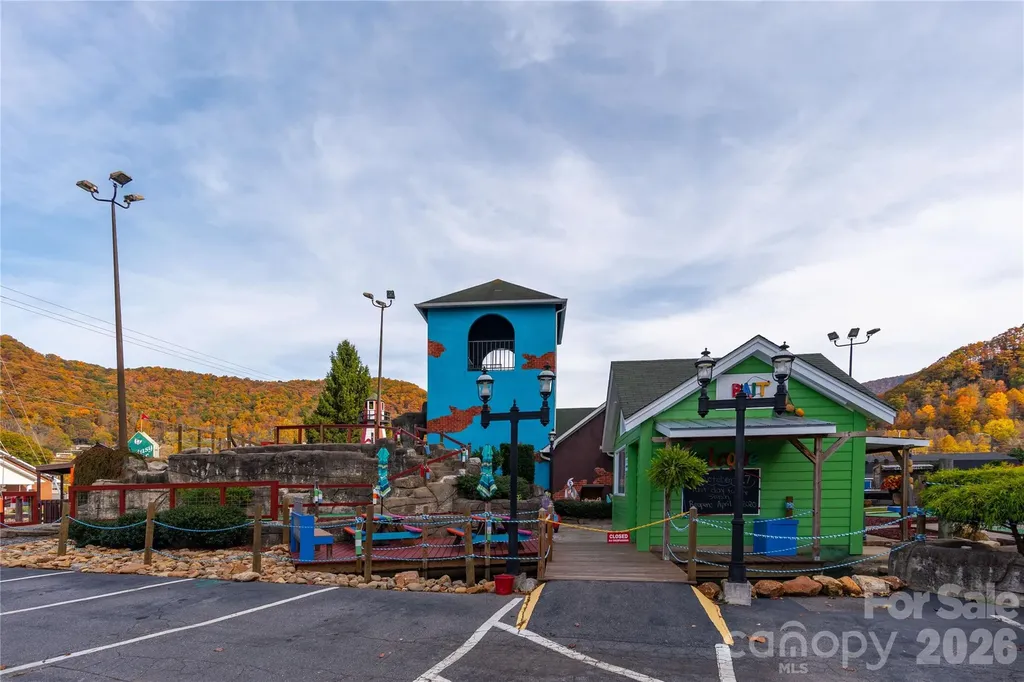 600 Sophie Road Maggie Valley NC 28751