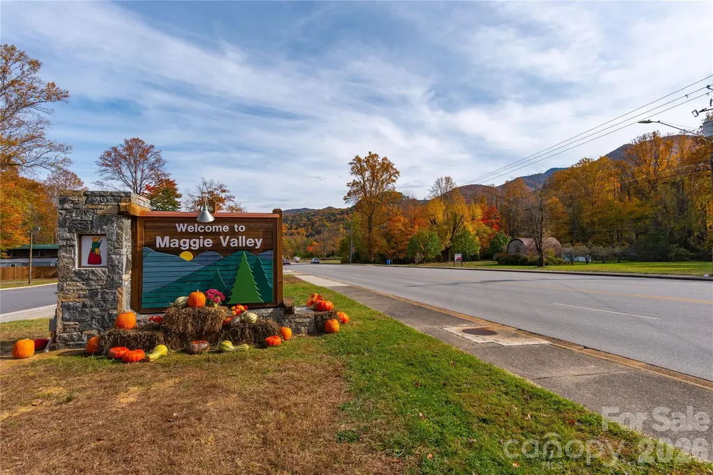 600 Sophie Road Maggie Valley NC 28751