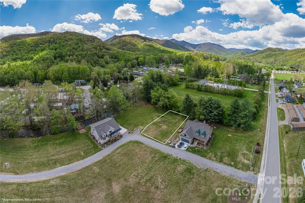 600 Sophie Road Maggie Valley NC 28751
