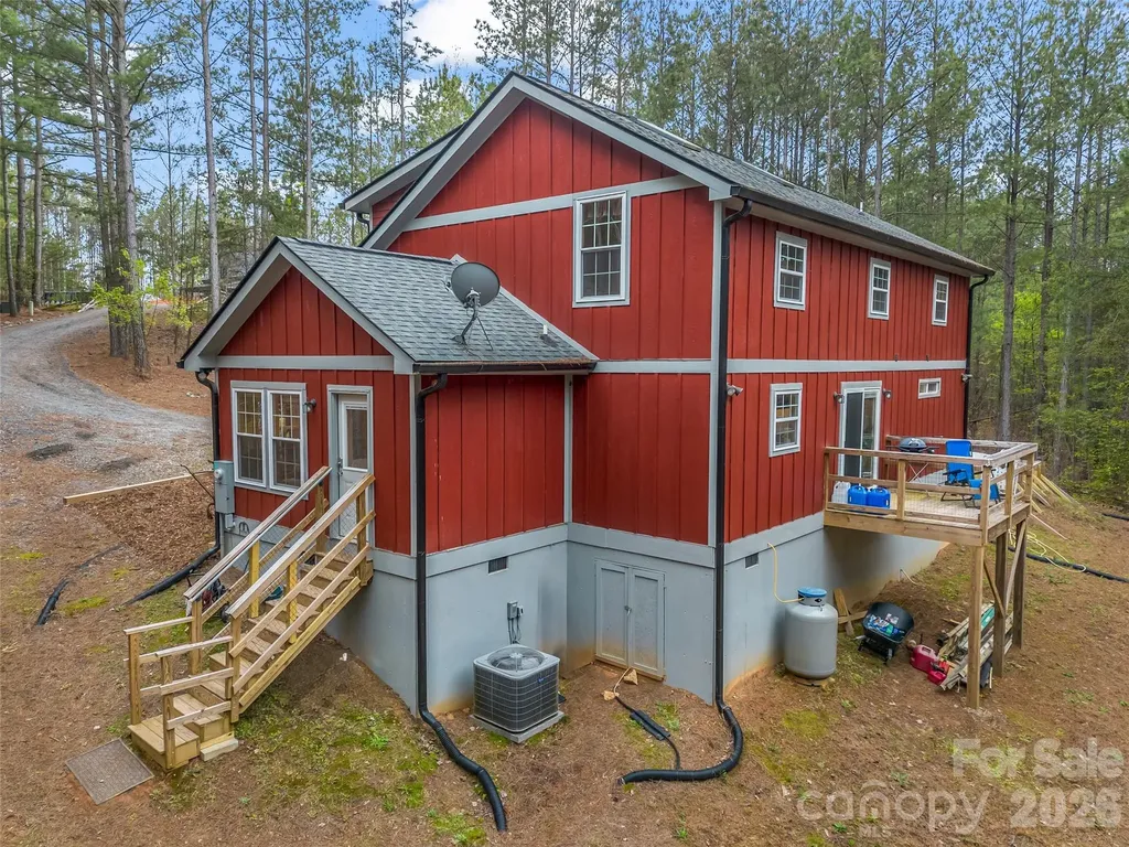 120 Ashley Court Mill Spring NC 28756