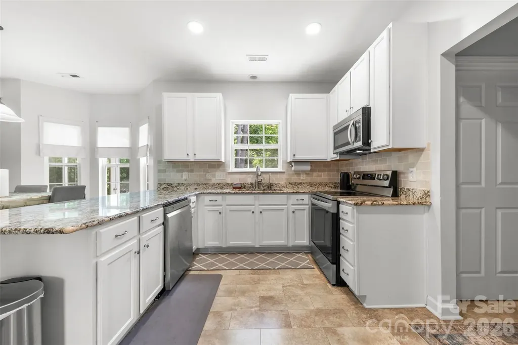 5302 Fairgrove Lane Harrisburg NC 28075