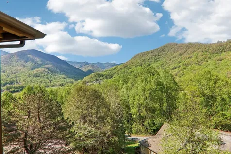348 Valley Creek Drive Maggie Valley NC 28751