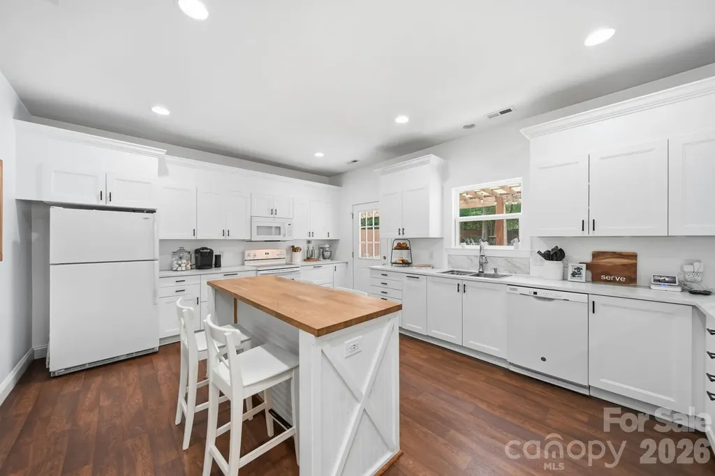 4515 Lindsay Lane Matthews NC 28105