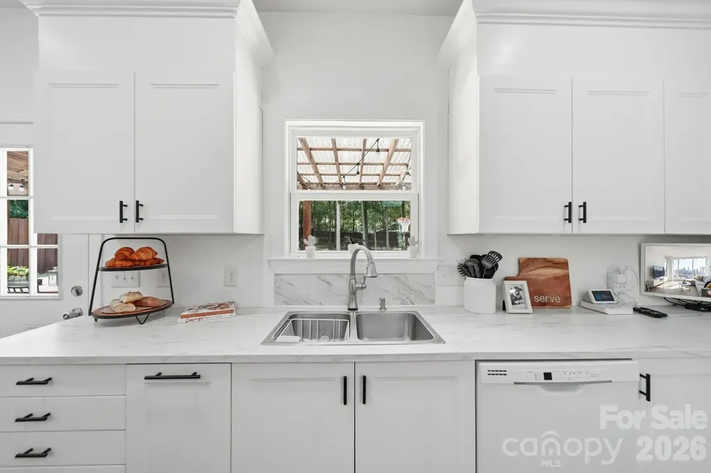 4515 Lindsay Lane Matthews NC 28105