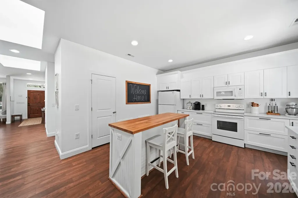 4515 Lindsay Lane Matthews NC 28105