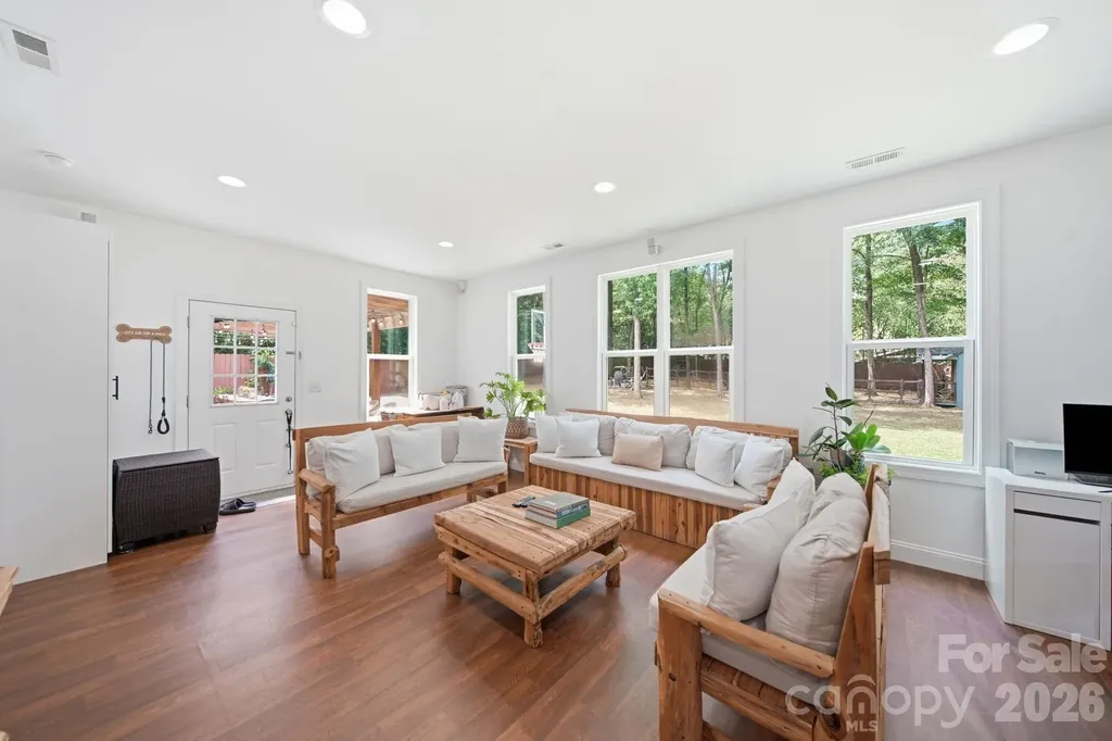 4515 Lindsay Lane Matthews NC 28105