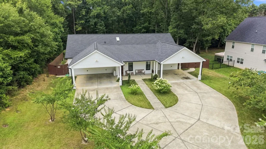 4515 Lindsay Lane Matthews NC 28105