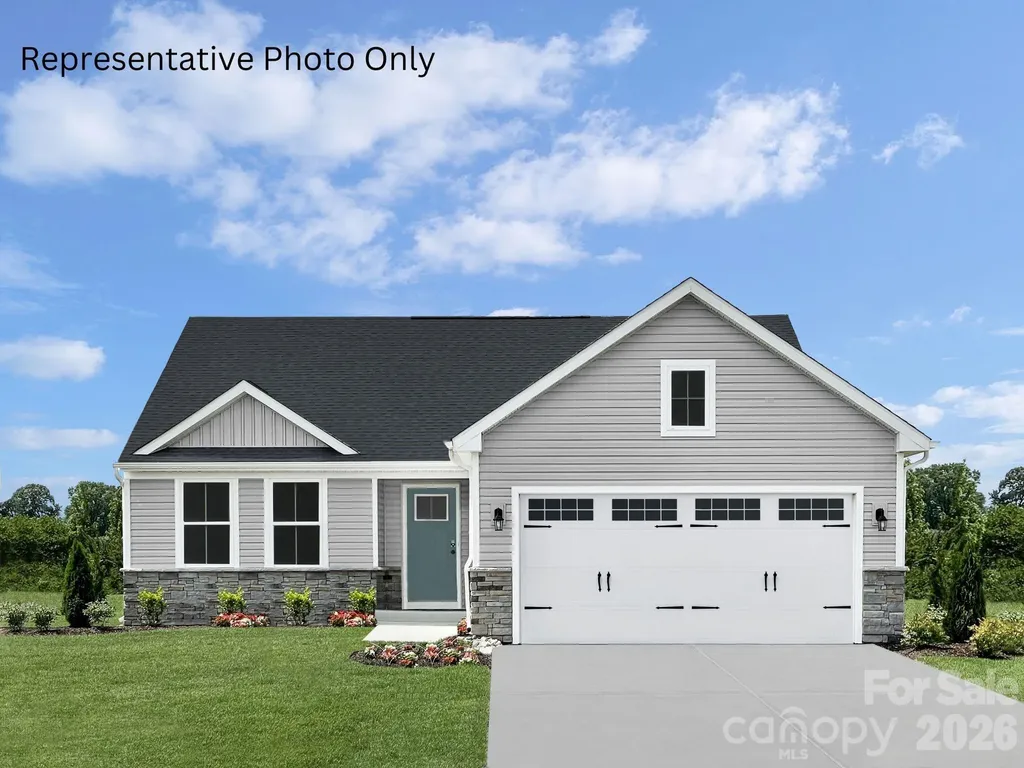 930 Pemberley Street Lancaster SC 29720