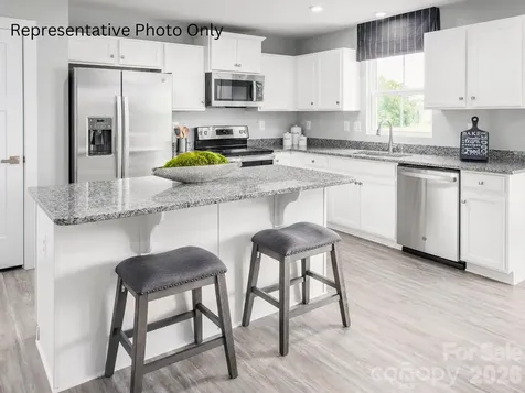 930 Pemberley Street Lancaster SC 29720
