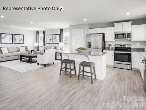930 Pemberley Street Lancaster SC 29720