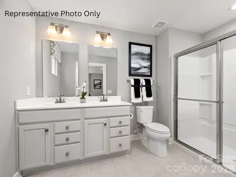930 Pemberley Street Lancaster SC 29720