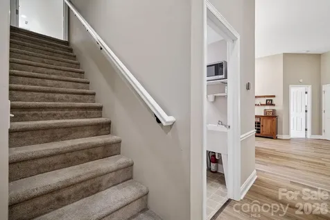 82 Grove End Road Fletcher NC 28732