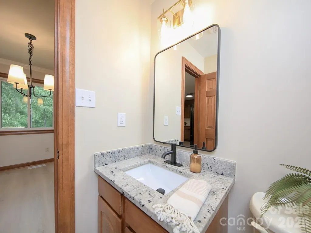 182 Calvin Street Troutman NC 28166