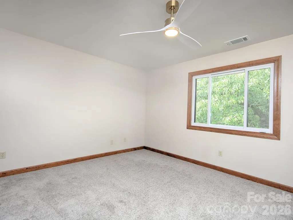 182 Calvin Street Troutman NC 28166