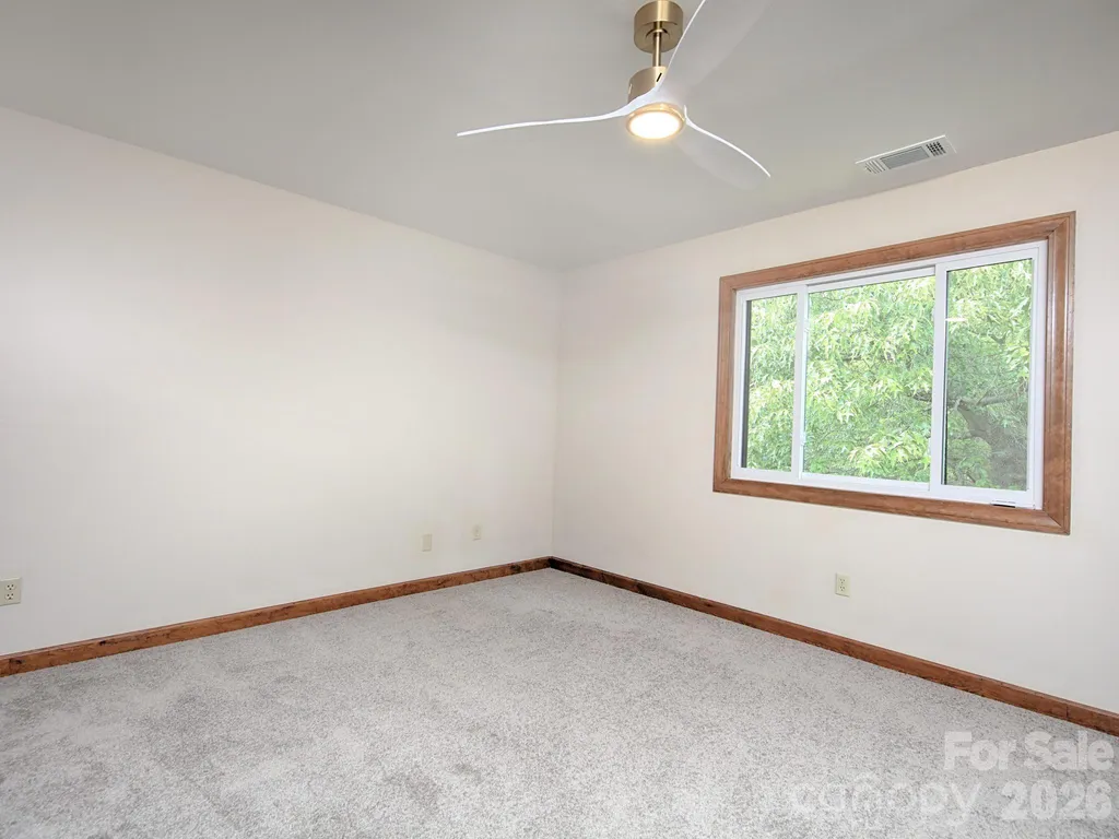 182 Calvin Street Troutman NC 28166