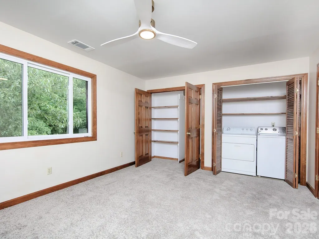 182 Calvin Street Troutman NC 28166