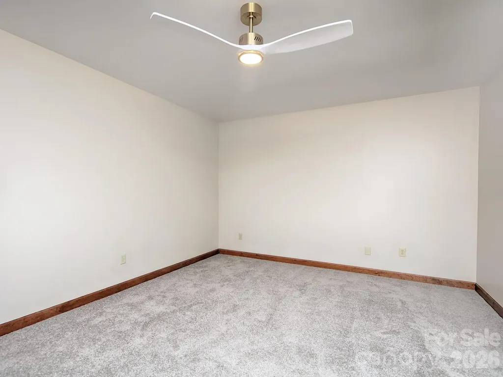 182 Calvin Street Troutman NC 28166