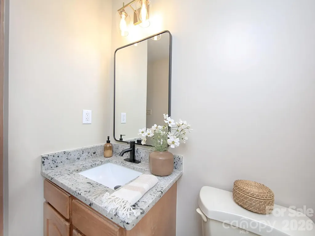 182 Calvin Street Troutman NC 28166