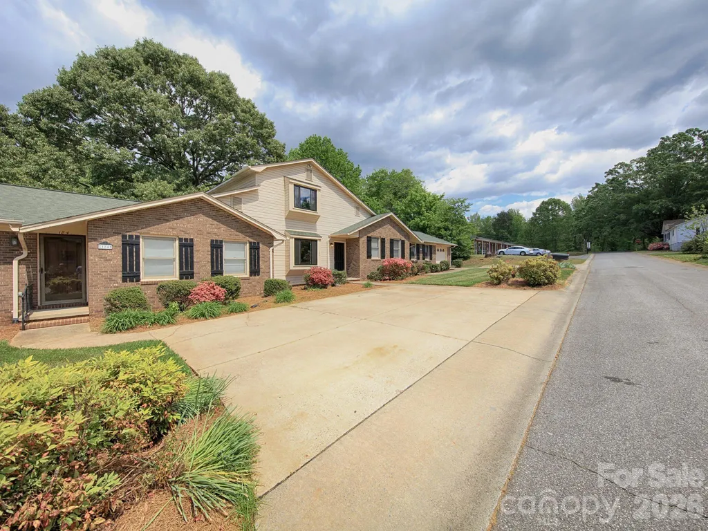 182 Calvin Street Troutman NC 28166